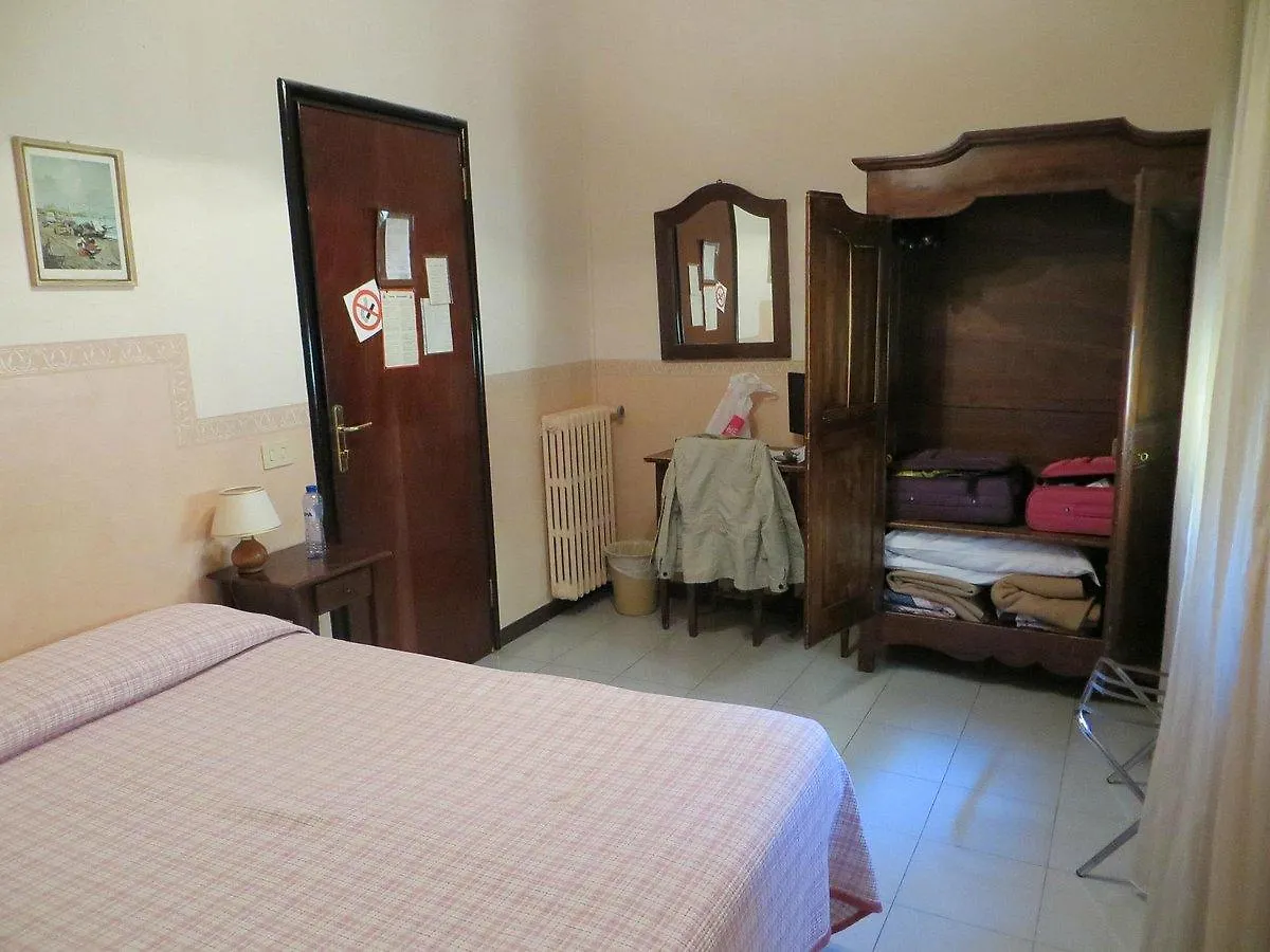 Hotel Delle Camelie Florence