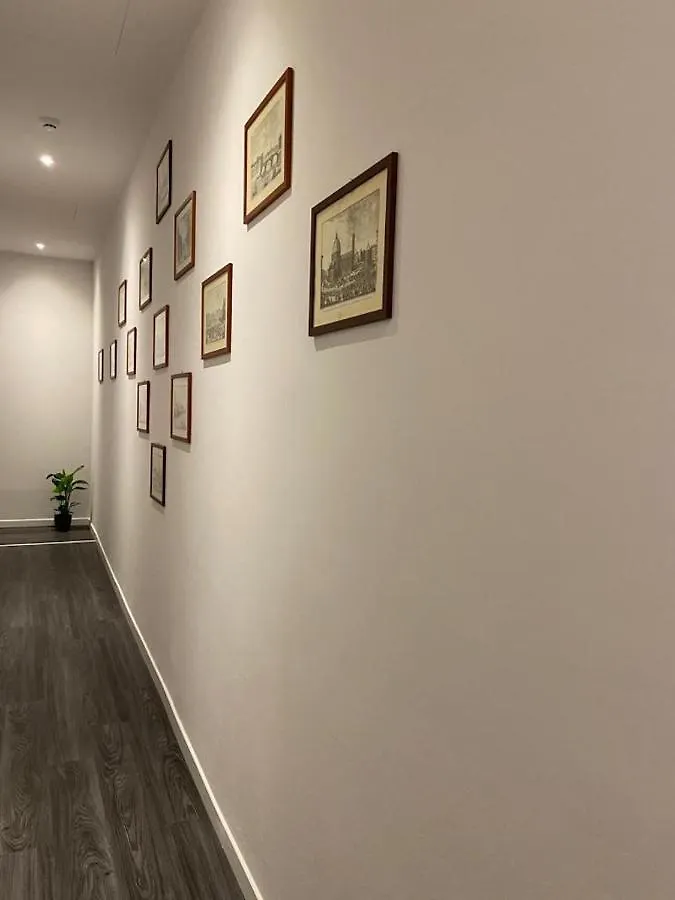Hotel Delle Camelie Florence 2*,