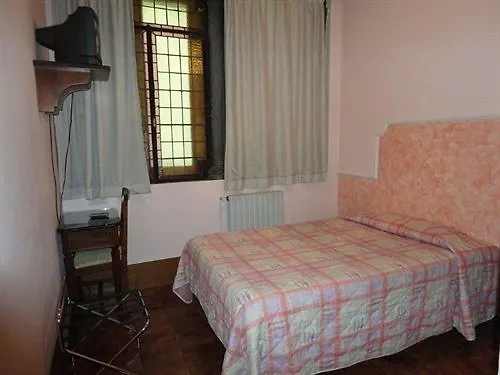 Hotel Delle Camelie Florence 2*,  Italy
